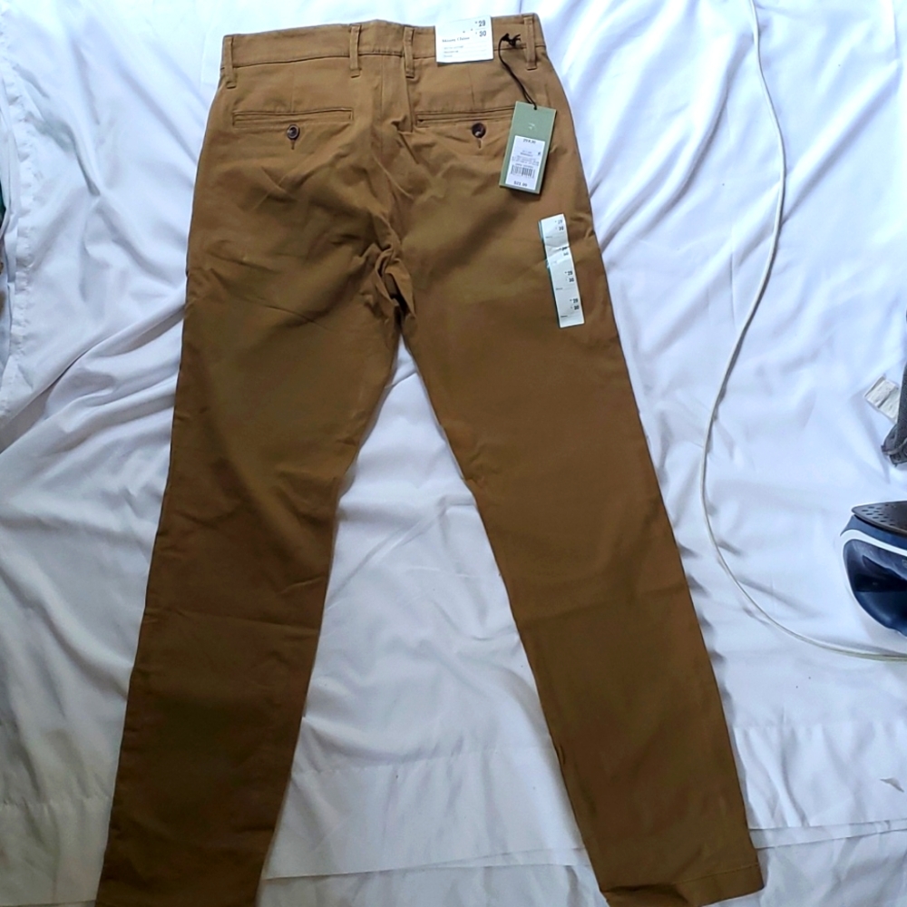Brand New Mens khaki Goodfellow and Co. Pants